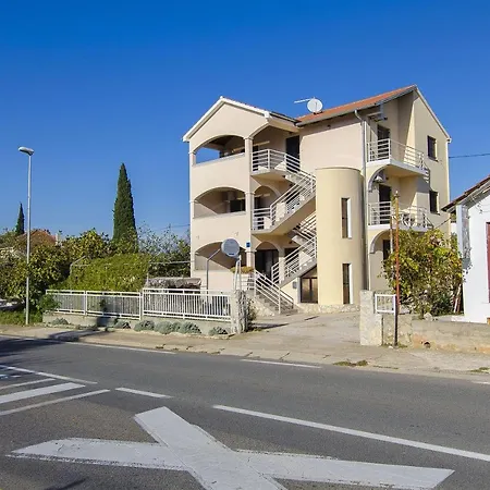 Apartment Marko Drage